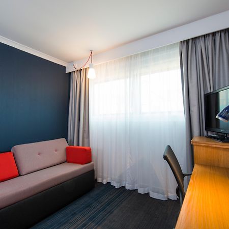 Holiday Inn Express Stoke-On-Trent By Ihg Buitenkant foto