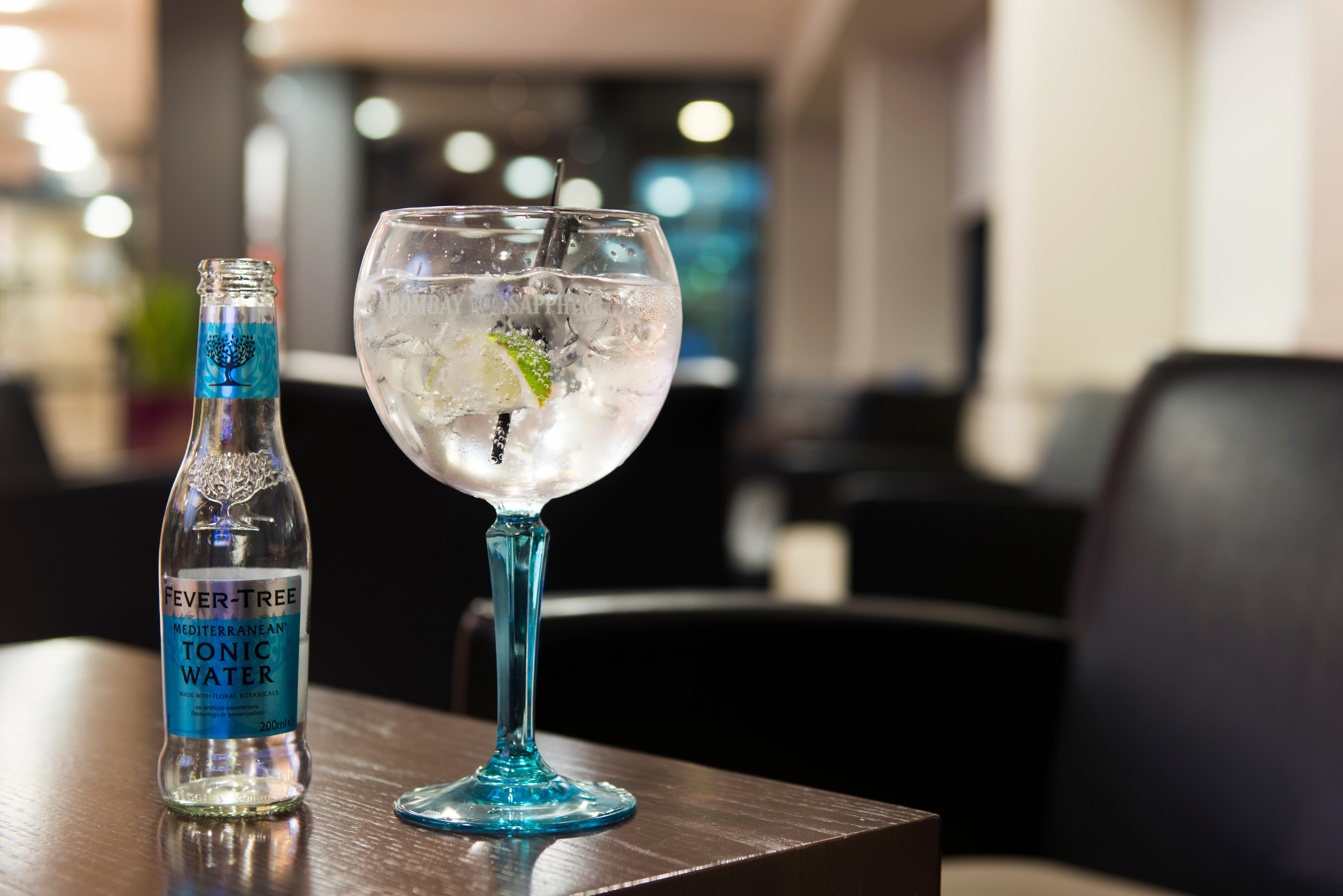 Holiday Inn Express Stoke-On-Trent By Ihg Buitenkant foto