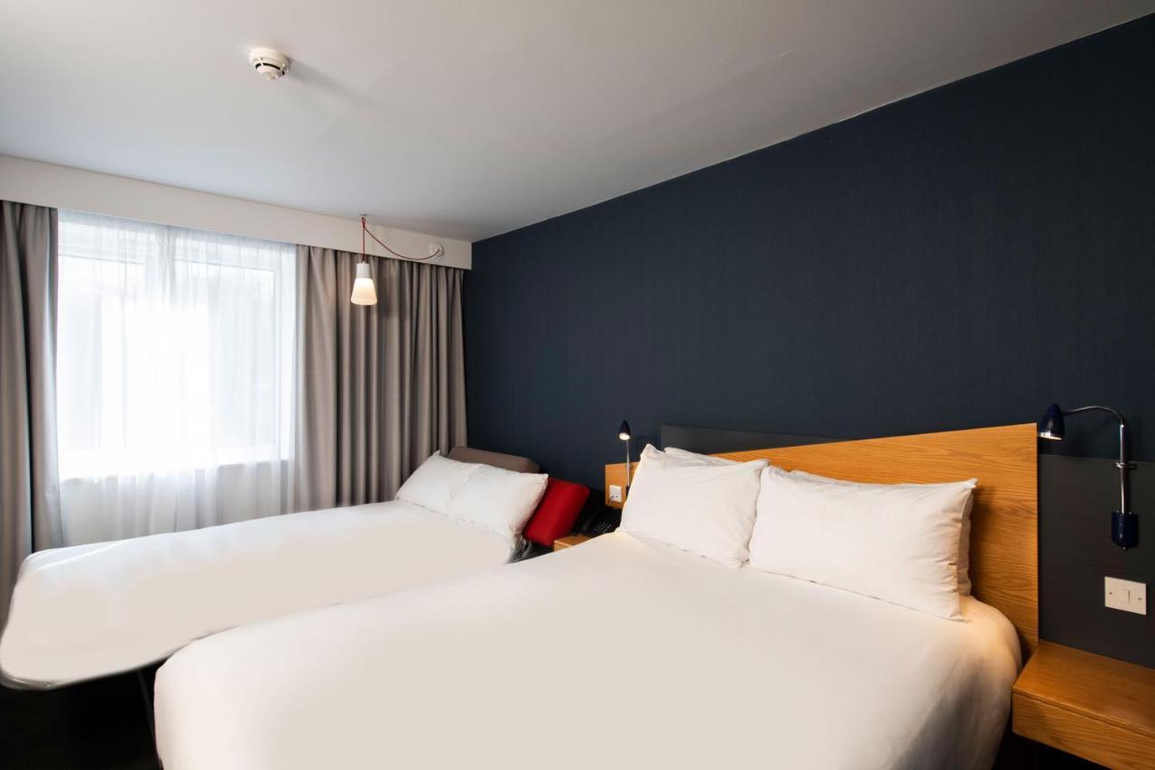 Holiday Inn Express Stoke-On-Trent By Ihg Buitenkant foto