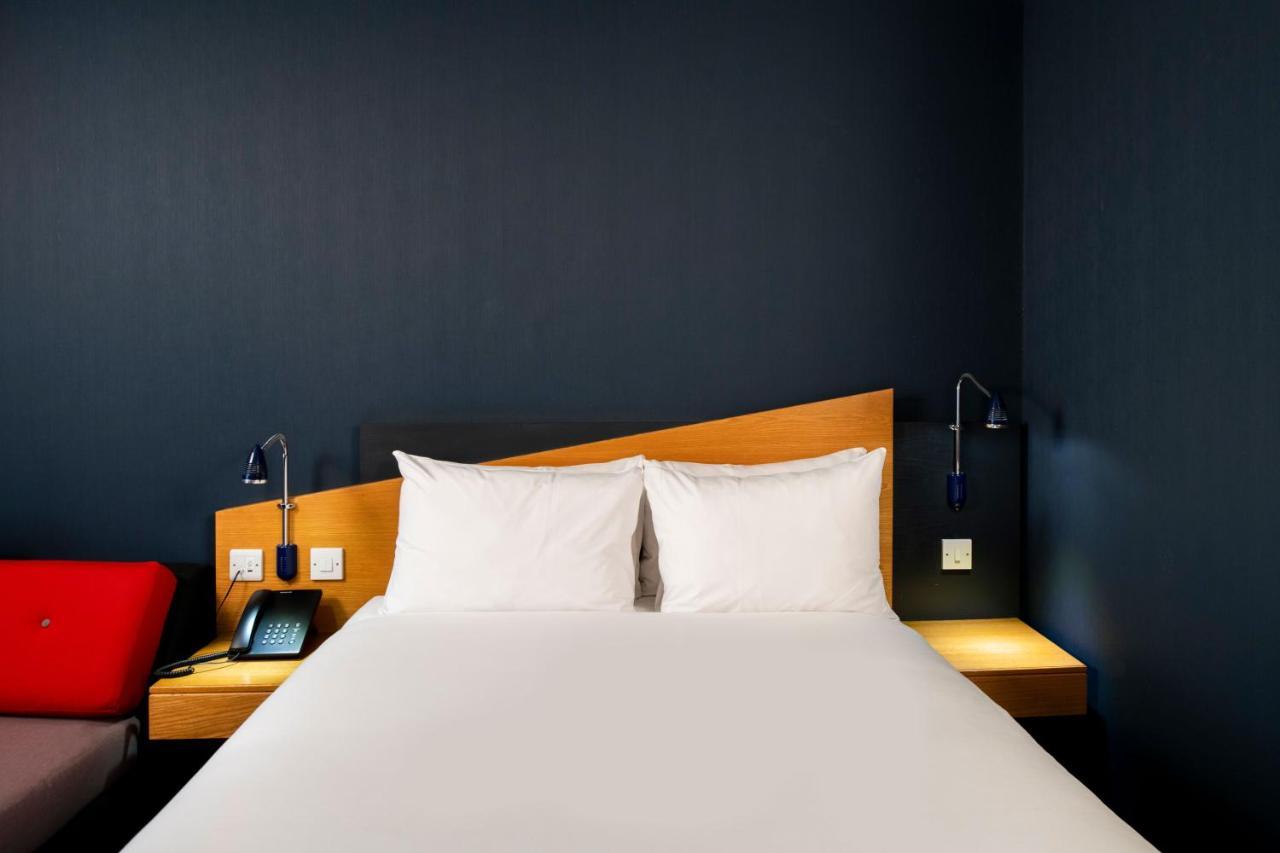 Holiday Inn Express Stoke-On-Trent By Ihg Buitenkant foto
