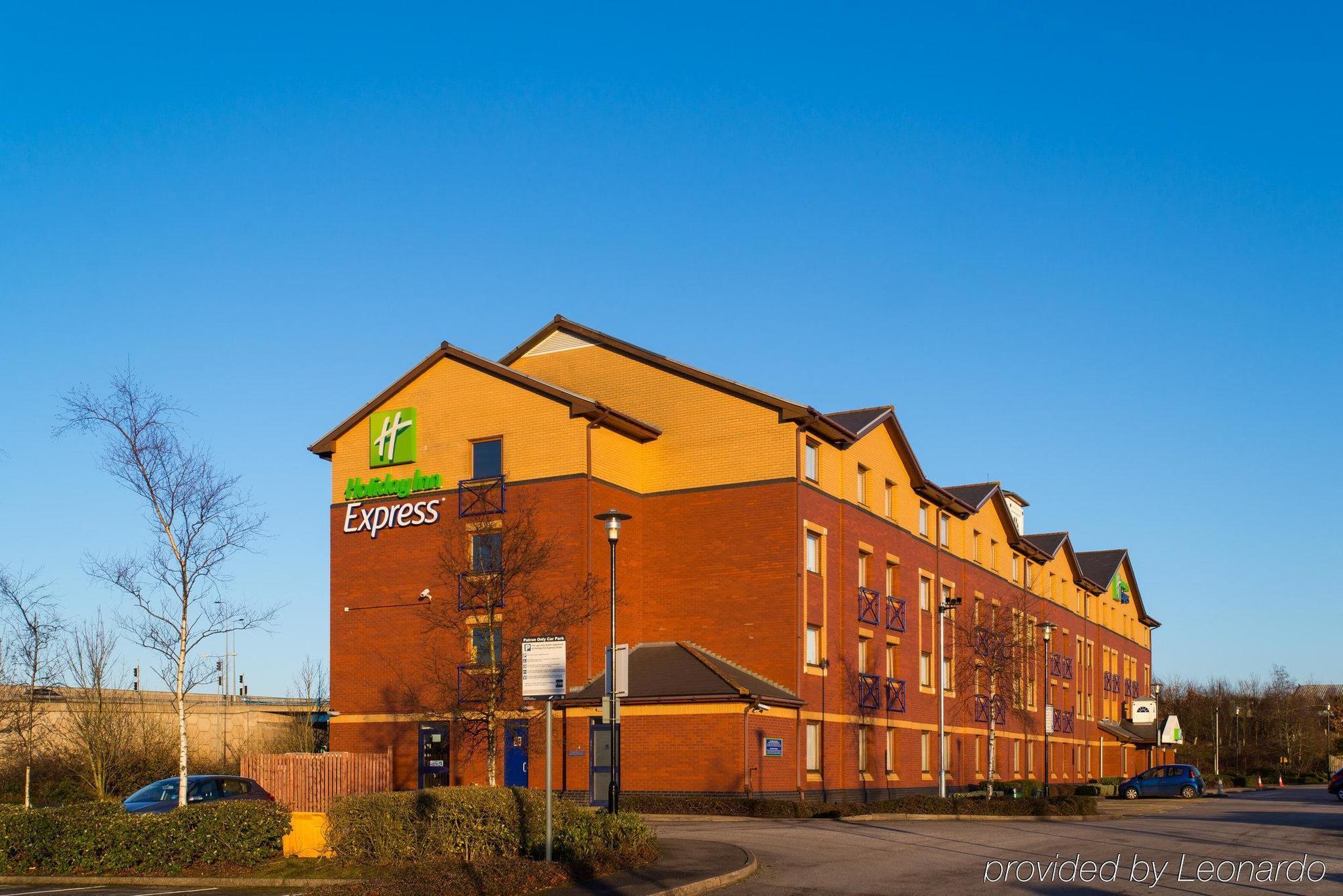 Holiday Inn Express Stoke-On-Trent By Ihg Buitenkant foto