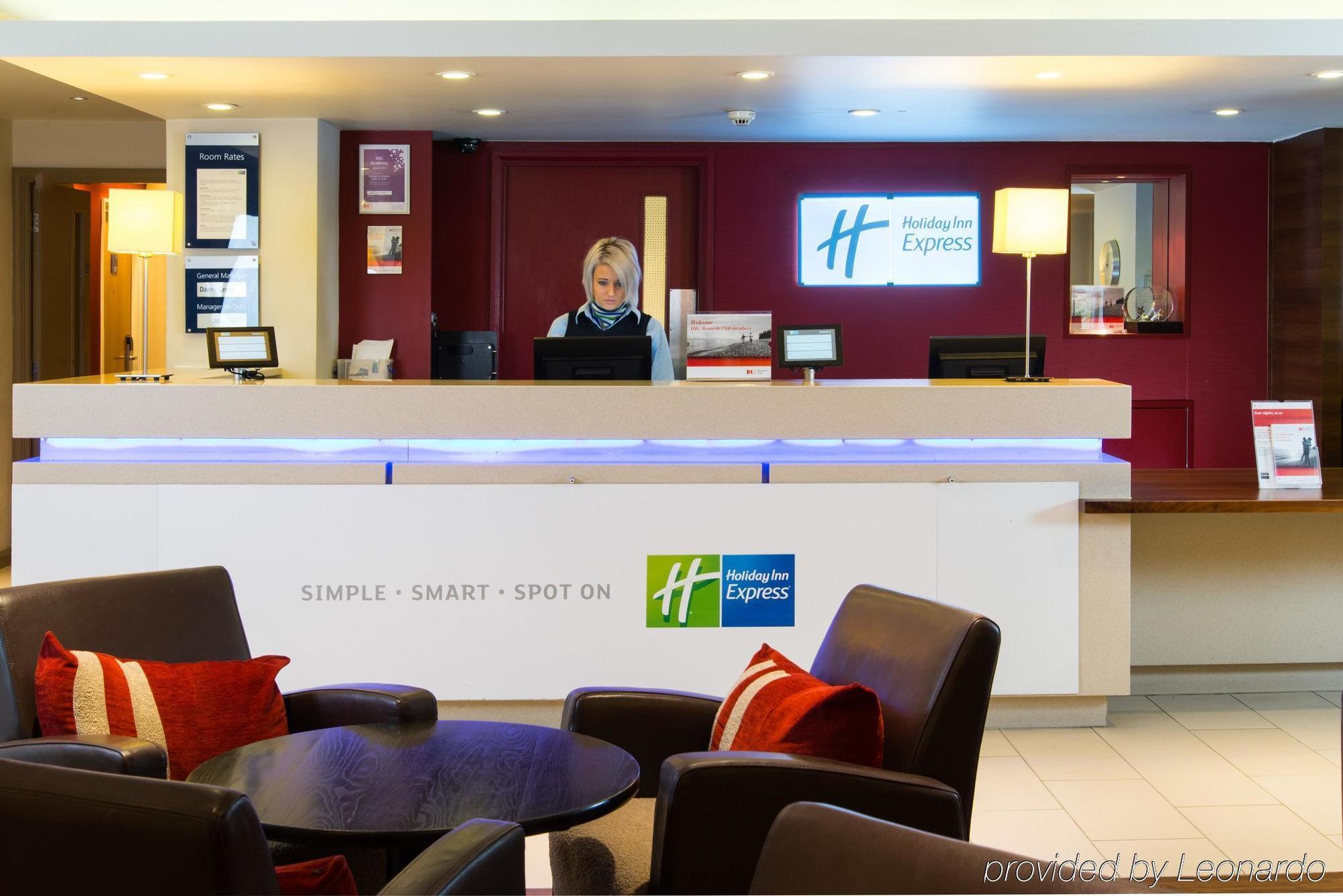 Holiday Inn Express Stoke-On-Trent By Ihg Buitenkant foto