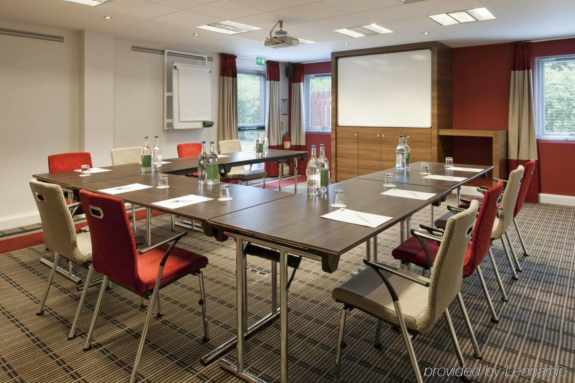 Holiday Inn Express Stoke-On-Trent By Ihg Zakenleven foto